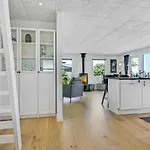 Amazing In Faaborg With Two Bedrooms And Wifi بيت للعطل *