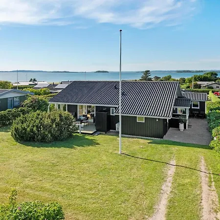 Amazing In Faaborg With Two Bedrooms And Wifi 度假居 *